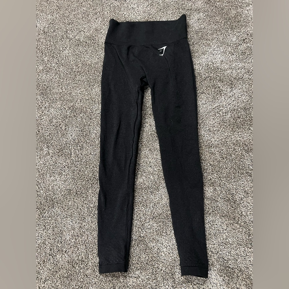 Barely worn S GYMSHARK pants